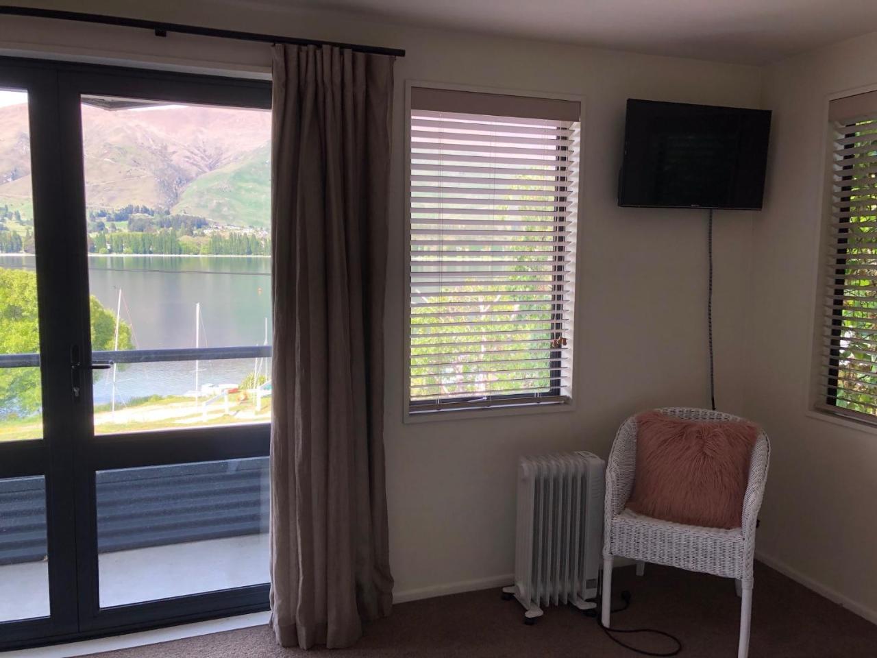 Luxury On Lakeside Уанака Екстериор снимка